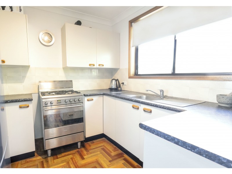 4B Essendene Road, Shoal Bay NSW 2315