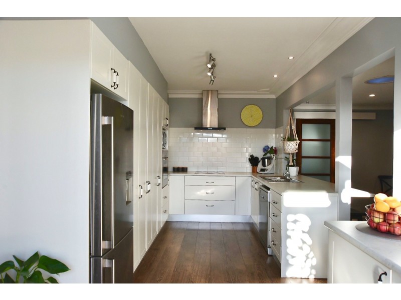 30 Parkes Street, Nelson Bay NSW 2315
