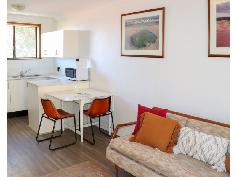 2/3 Leslie Street, Shoal Bay NSW 2315