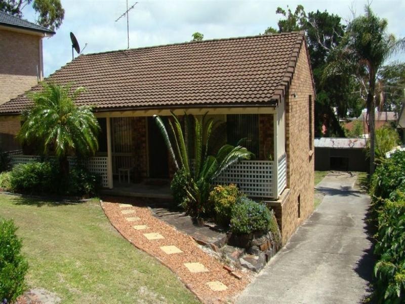 21 Ocean Beach Road, Shoal Bay NSW 2315