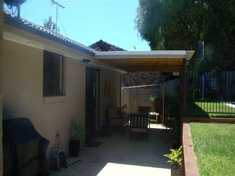 8 Hanson Avenue, Anna Bay NSW 2316