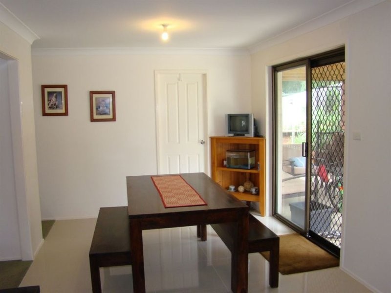 8 Hanson Avenue, Anna Bay NSW 2316