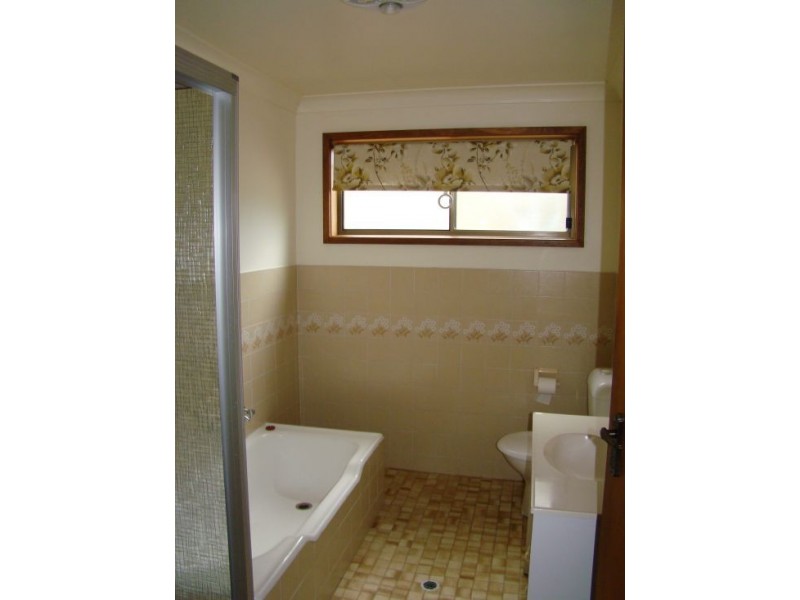 12 Upton Street, Soldiers Point NSW 2317