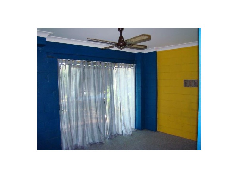 7 Lloyd George Grove, Tanilba Bay NSW 2319