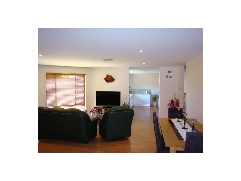 38a Yachtsman Crescent, Salamander Bay NSW 2317