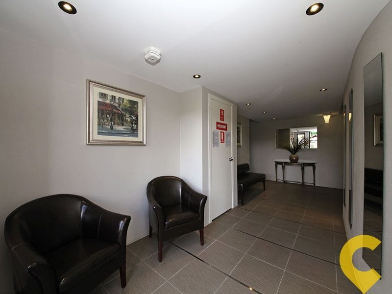 10/30 Gayundah Esplande, Woody Point QLD 4019