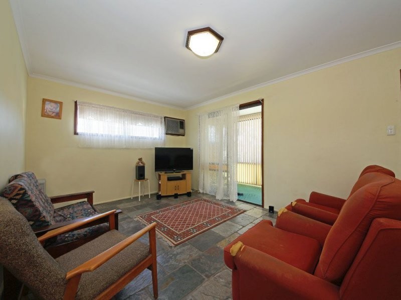4 Welsby Street, Rothwell QLD 4022