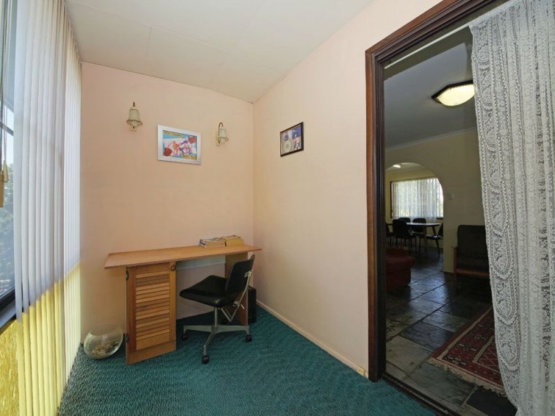 4 Welsby Street, Rothwell QLD 4022