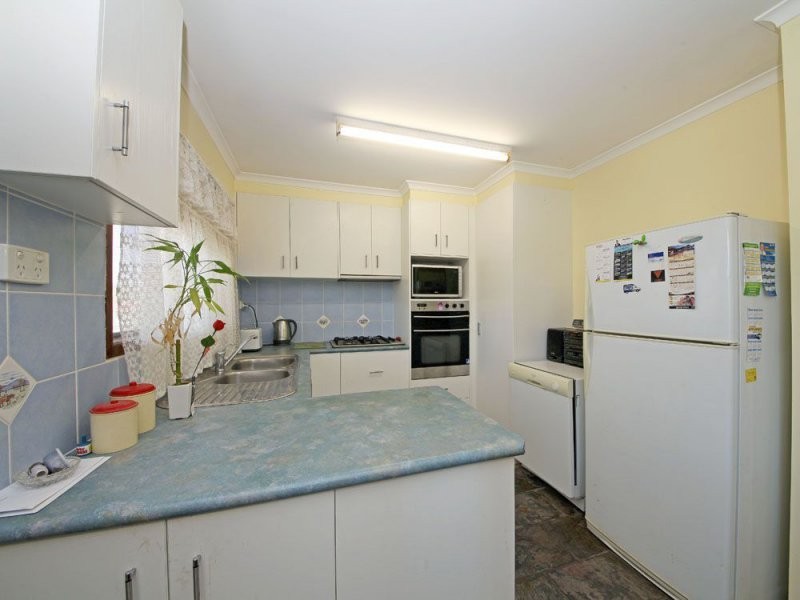 4 Welsby Street, Rothwell QLD 4022