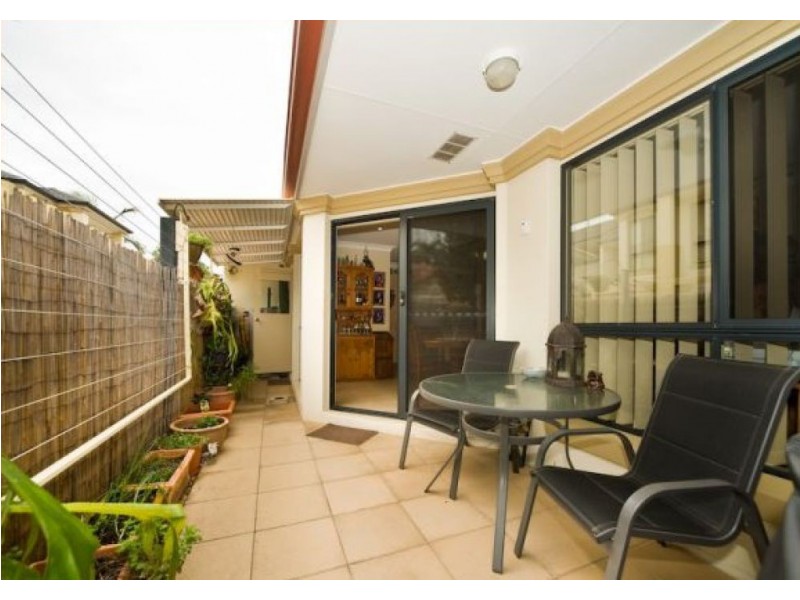 6/46 Georgina Street, Woody Point QLD 4019