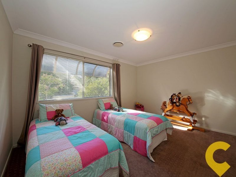 4 Lucas St, Scarborough QLD 4020