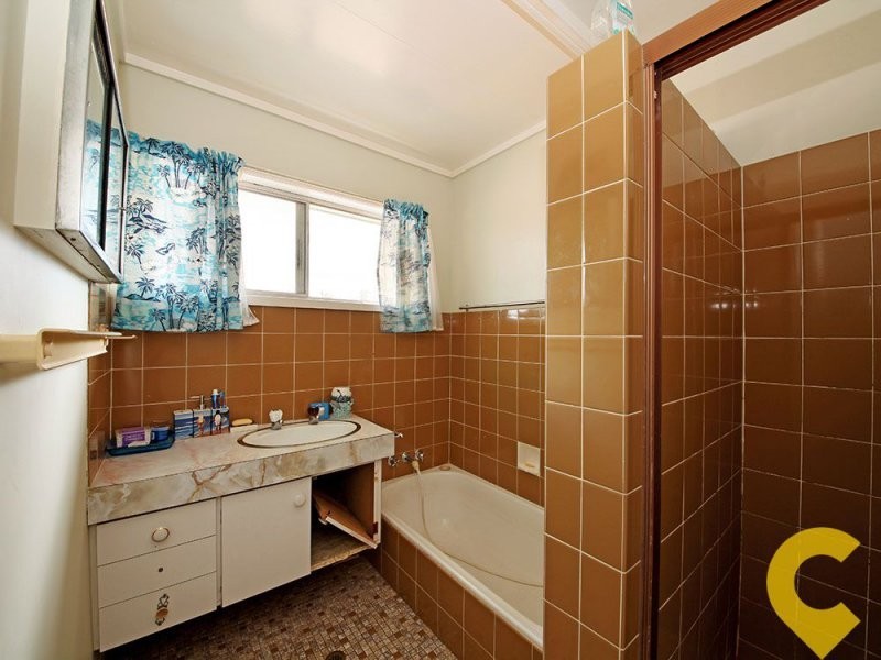 34a Dunbar St, Margate QLD 4019