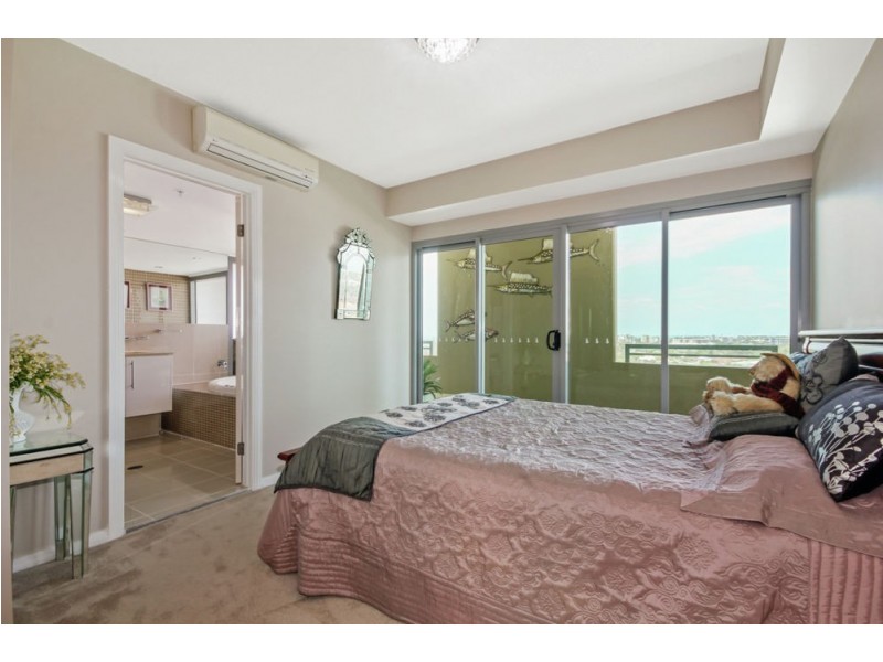 905/185 Redcliffe Parade, Redcliffe QLD 4020