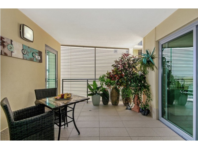 905/185 Redcliffe Parade, Redcliffe QLD 4020