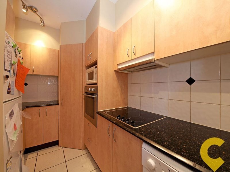 8/72 Sutton Street, Redcliffe QLD 4020