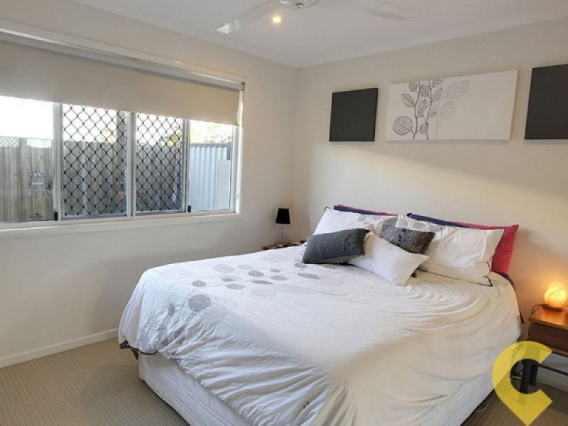 2 Sylvia Court, Rothwell QLD 4022