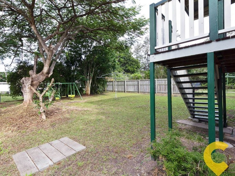 17 Moore Street, Enoggera QLD 4051