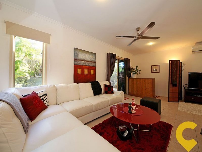 41 Palmtree Avenue, Scarborough QLD 4020
