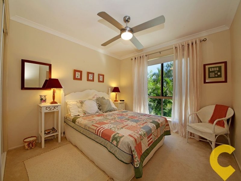 41 Palmtree Avenue, Scarborough QLD 4020