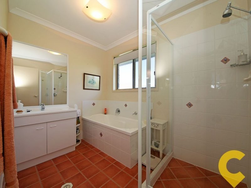 41 Palmtree Avenue, Scarborough QLD 4020