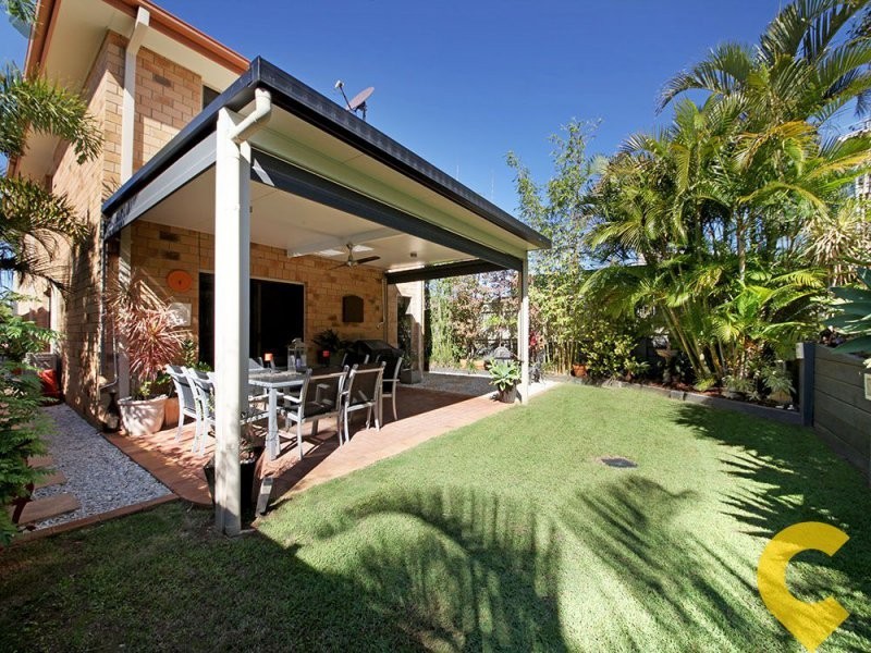 41 Palmtree Avenue, Scarborough QLD 4020