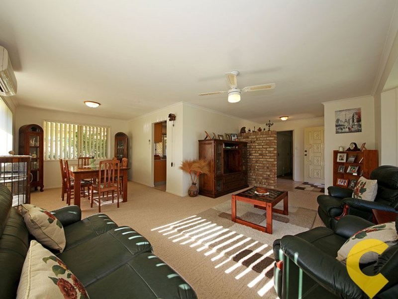 11 Columbia Court, Newport QLD 4020