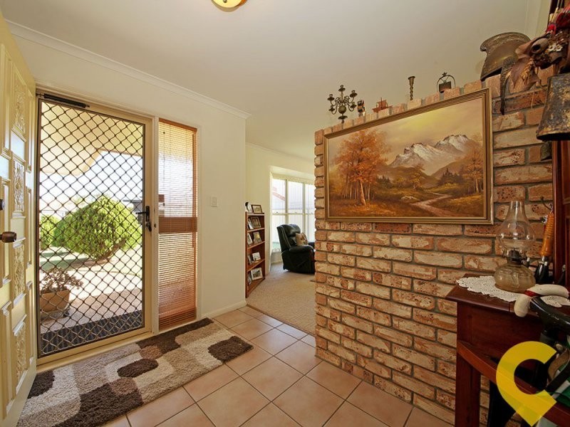11 Columbia Court, Newport QLD 4020