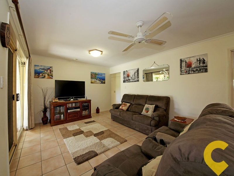 11 Columbia Court, Newport QLD 4020