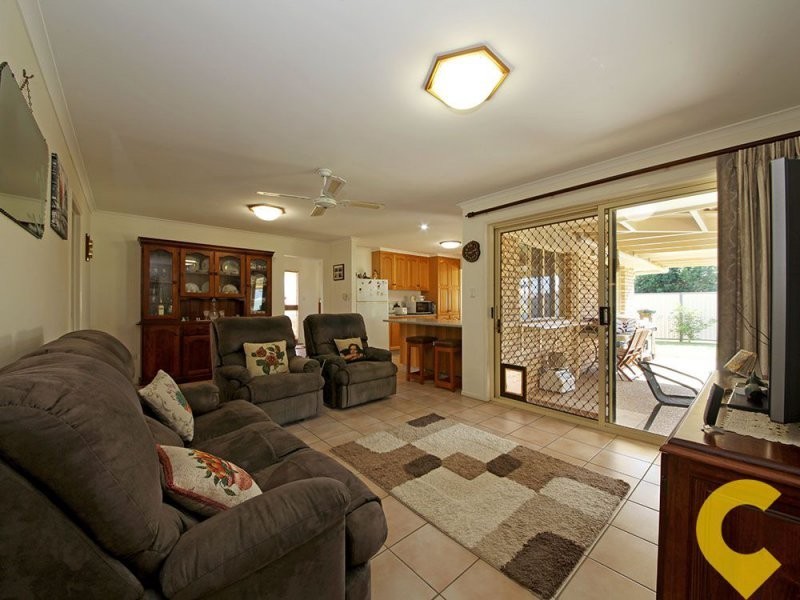 11 Columbia Court, Newport QLD 4020