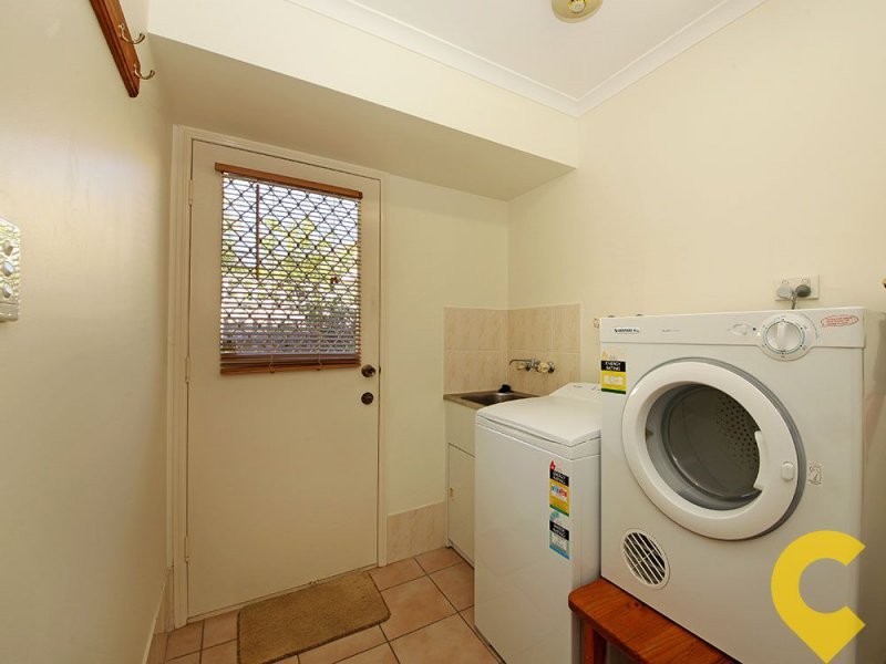 11 Columbia Court, Newport QLD 4020