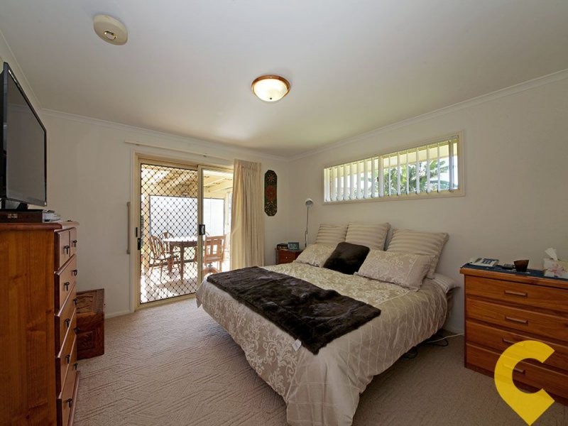 11 Columbia Court, Newport QLD 4020