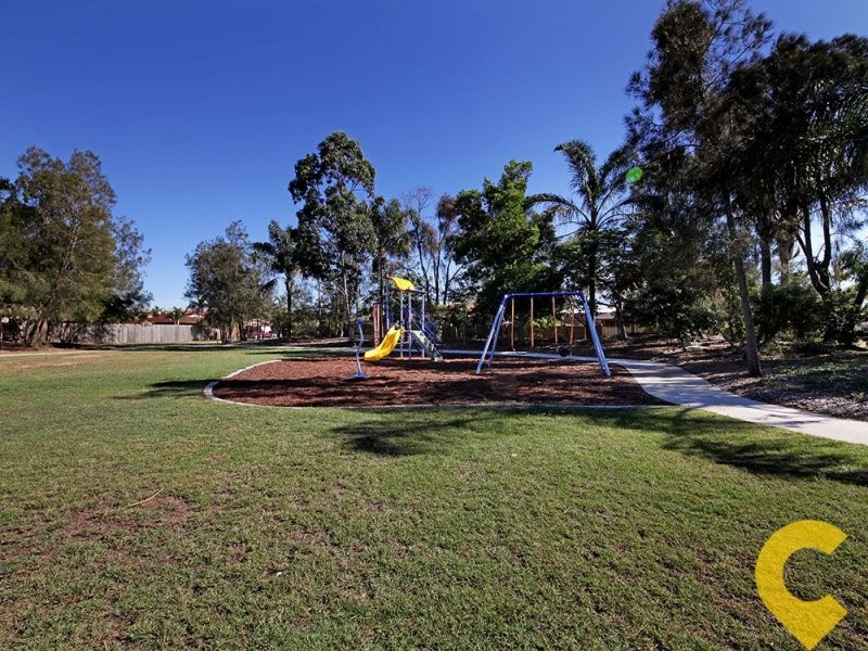 11 Columbia Court, Newport QLD 4020