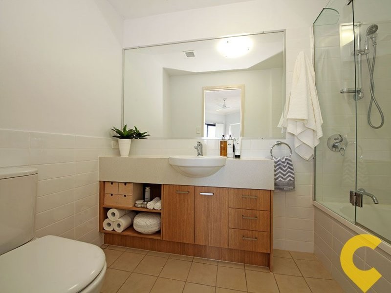 4/14 Yacht Street, Clontarf QLD 4019