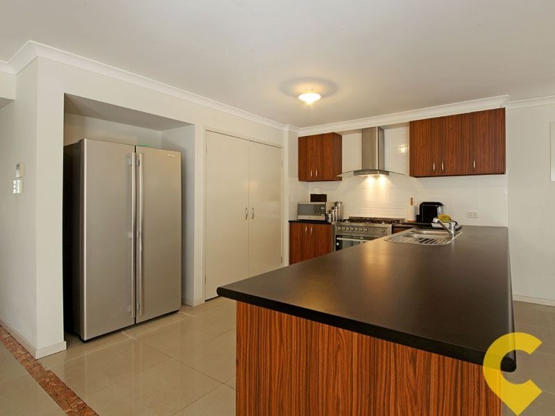 33 Longland Street, Redcliffe QLD 4020