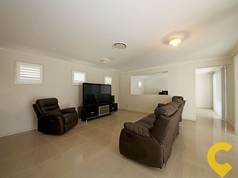 33 Longland Street, Redcliffe QLD 4020