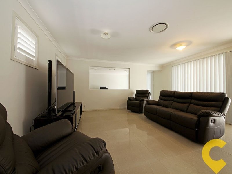 33 Longland Street, Redcliffe QLD 4020