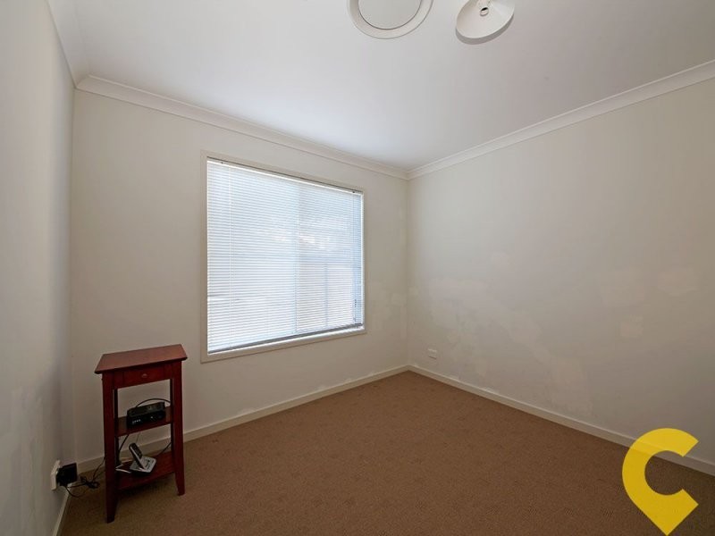 33 Longland Street, Redcliffe QLD 4020