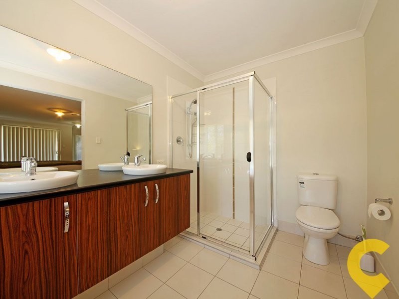 33 Longland Street, Redcliffe QLD 4020