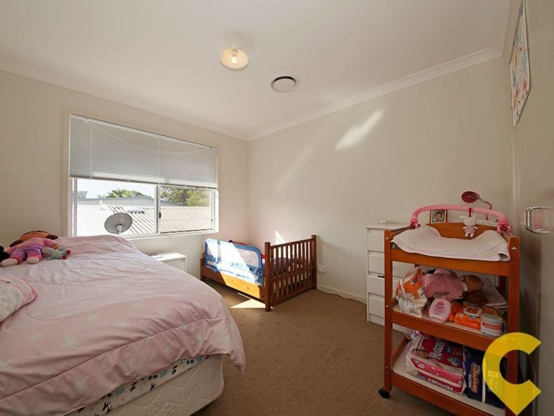 33 Longland Street, Redcliffe QLD 4020