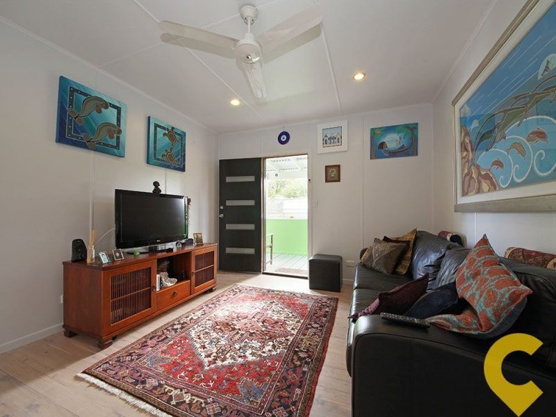 9 Cathie Street, Clontarf QLD 4019