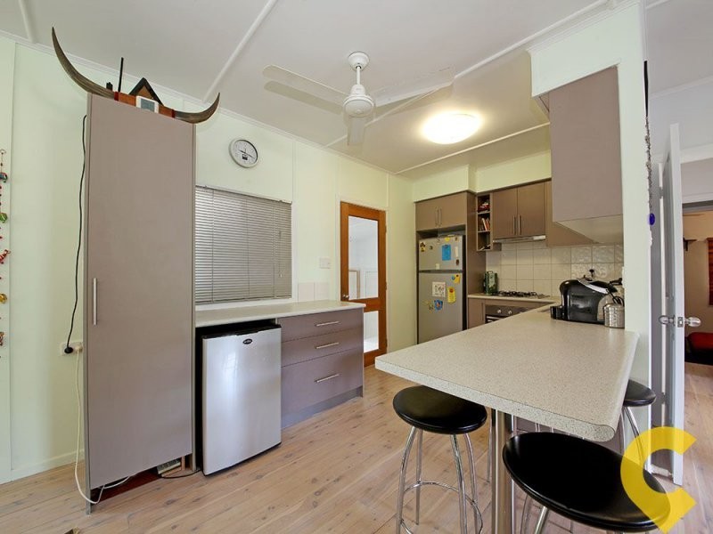 9 Cathie Street, Clontarf QLD 4019