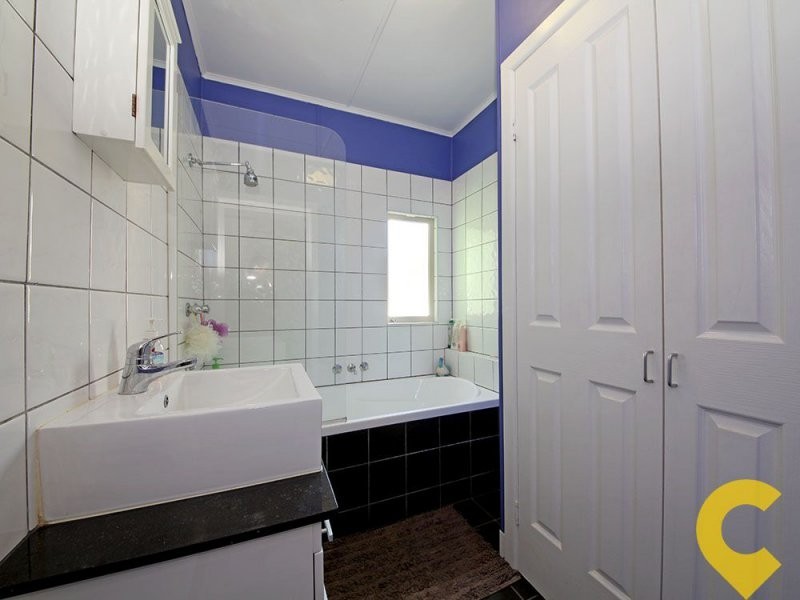 9 Cathie Street, Clontarf QLD 4019