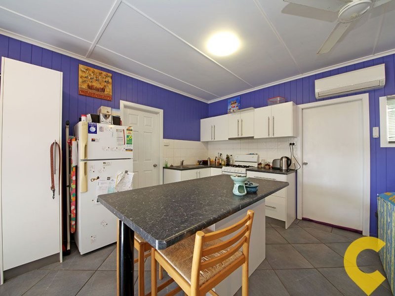 9 Cathie Street, Clontarf QLD 4019