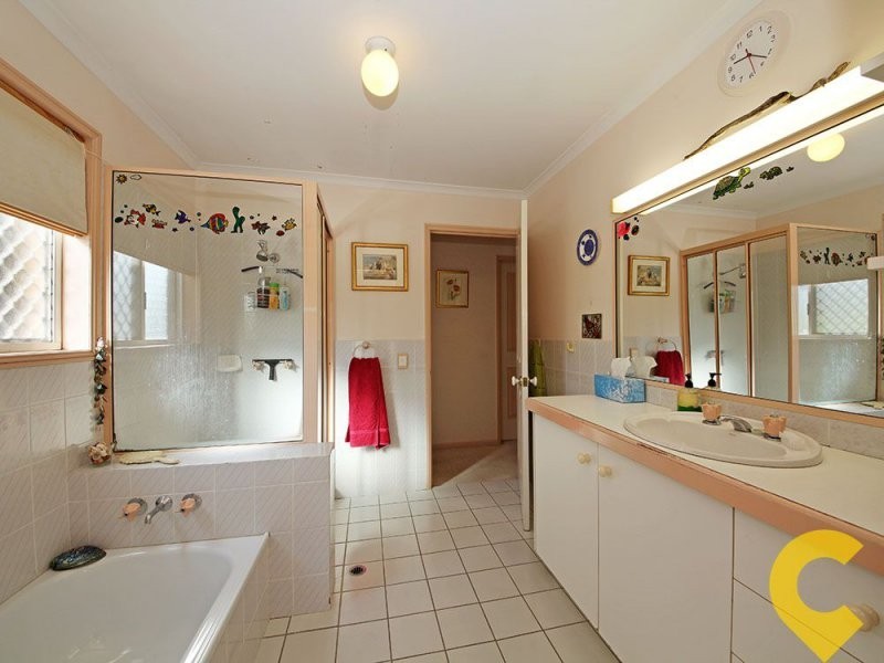 4/7 Ella Street, Redcliffe QLD 4020