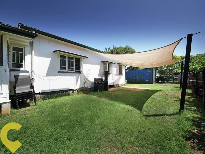 28 Bramble Street, Woody Point QLD 4019