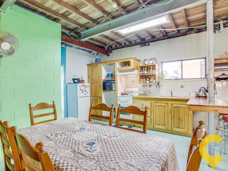 35 Robertson Avenue, Margate QLD 4019