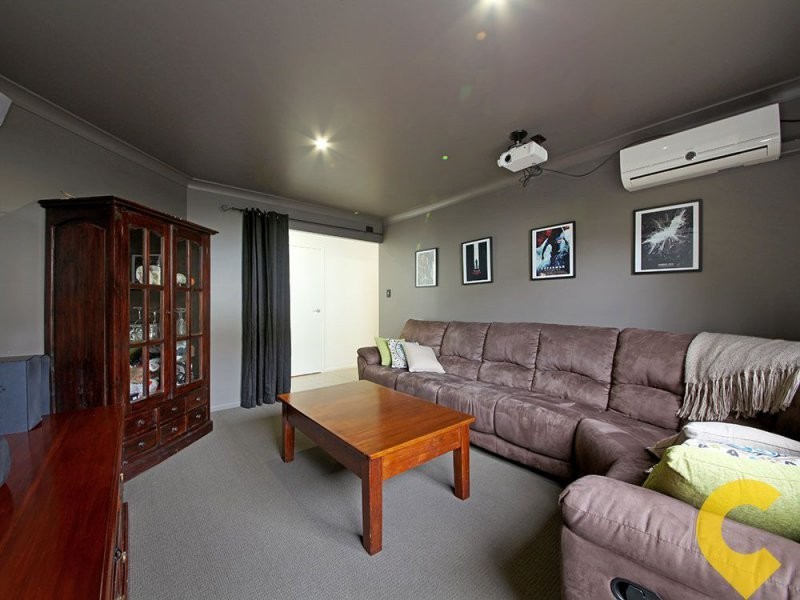 111 Oxley Avenue, Woody Point QLD 4019