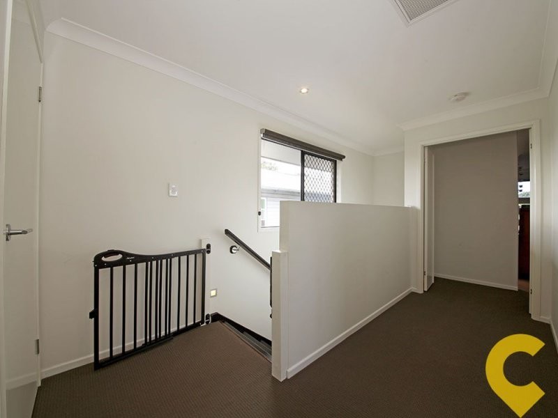 111 Oxley Avenue, Woody Point QLD 4019