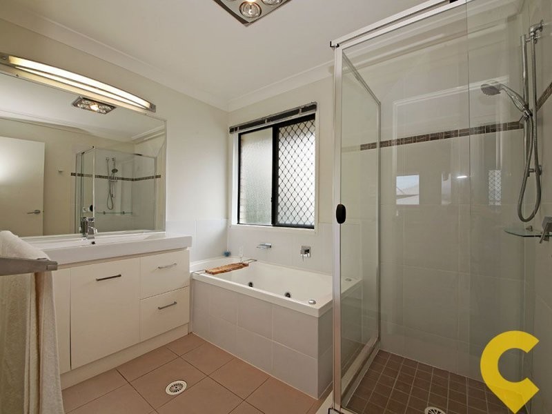 111 Oxley Avenue, Woody Point QLD 4019