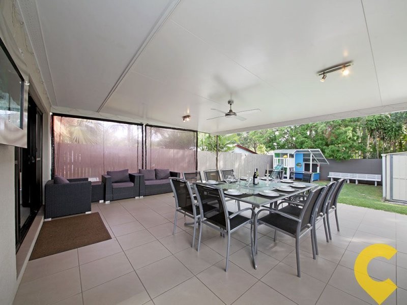 111 Oxley Avenue, Woody Point QLD 4019